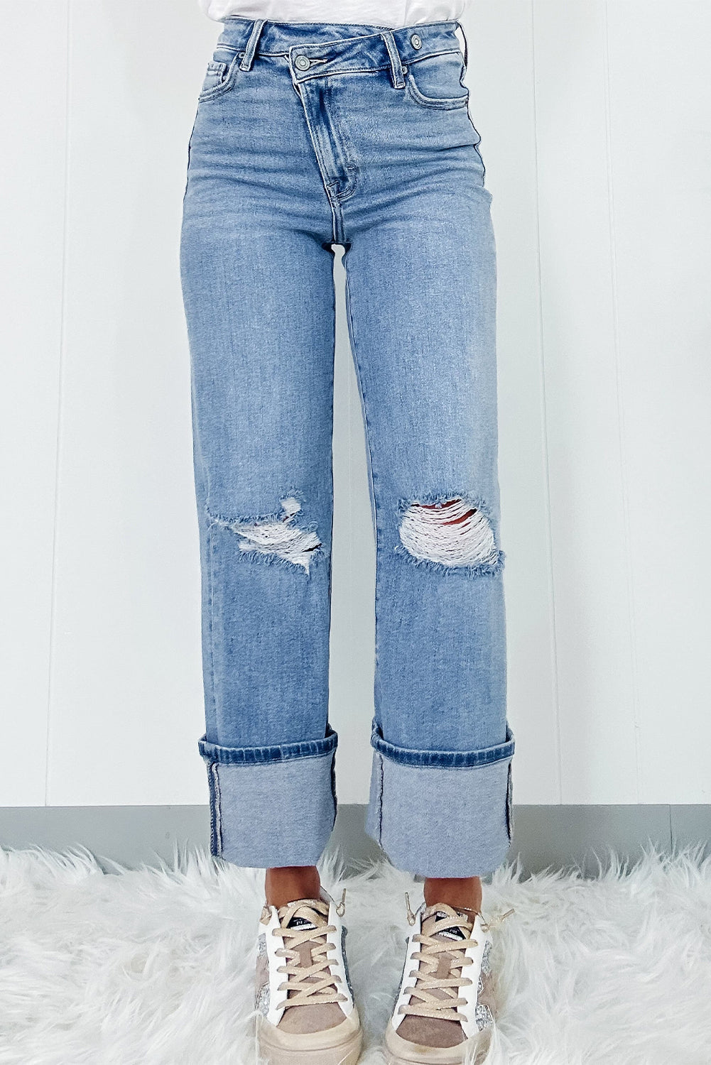 Rosie Rebel Distressed Straight Jeans w/pockets